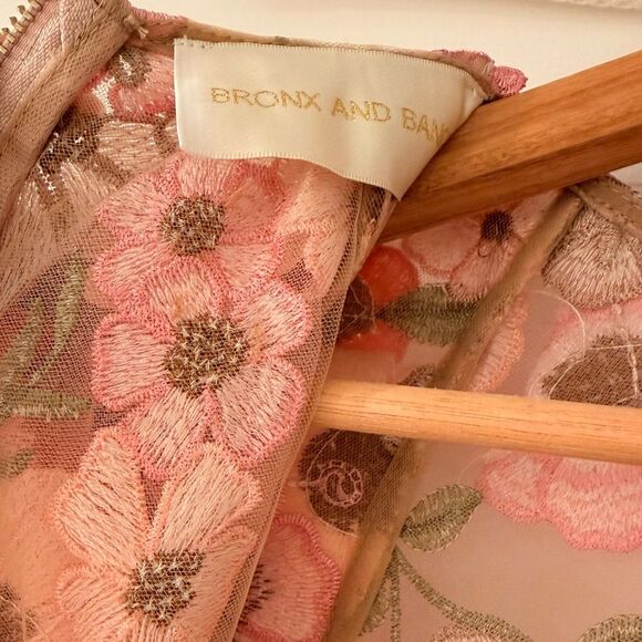 New Bronx and Banco Jasmine Embroidered Floral Applique Mini Dress - Picture 16 of 16